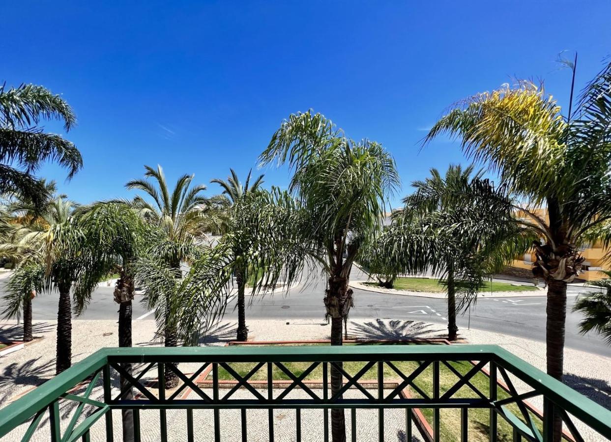 Tavira Palm Tree By Homing Apartment Exterior photo